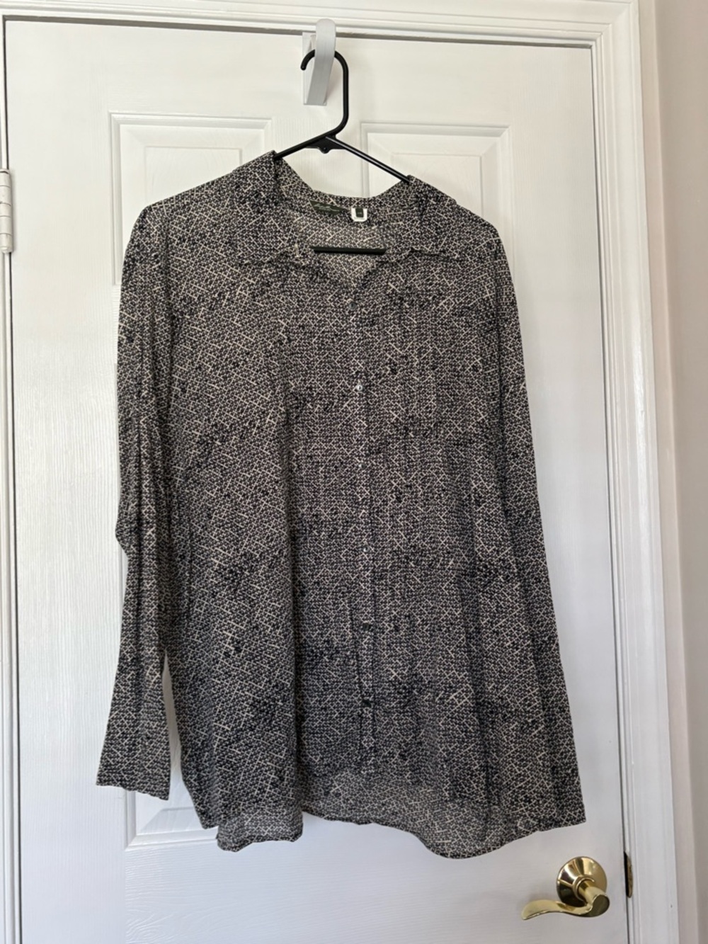 Eddie Bauer Black and White Printed Long-Sleeve Blouse